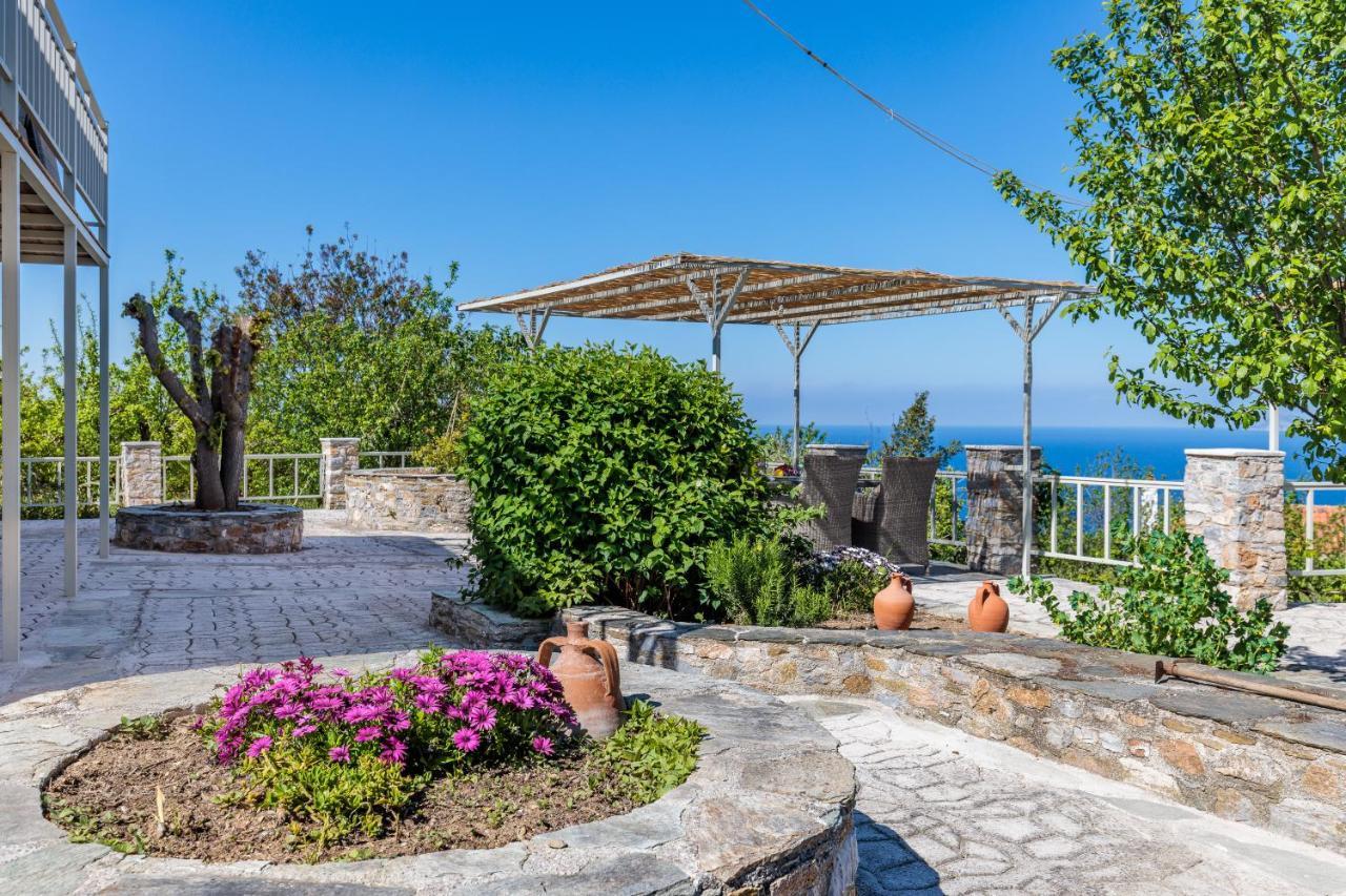 Vainas Belvedere Villa Skopelos Town Bagian luar foto