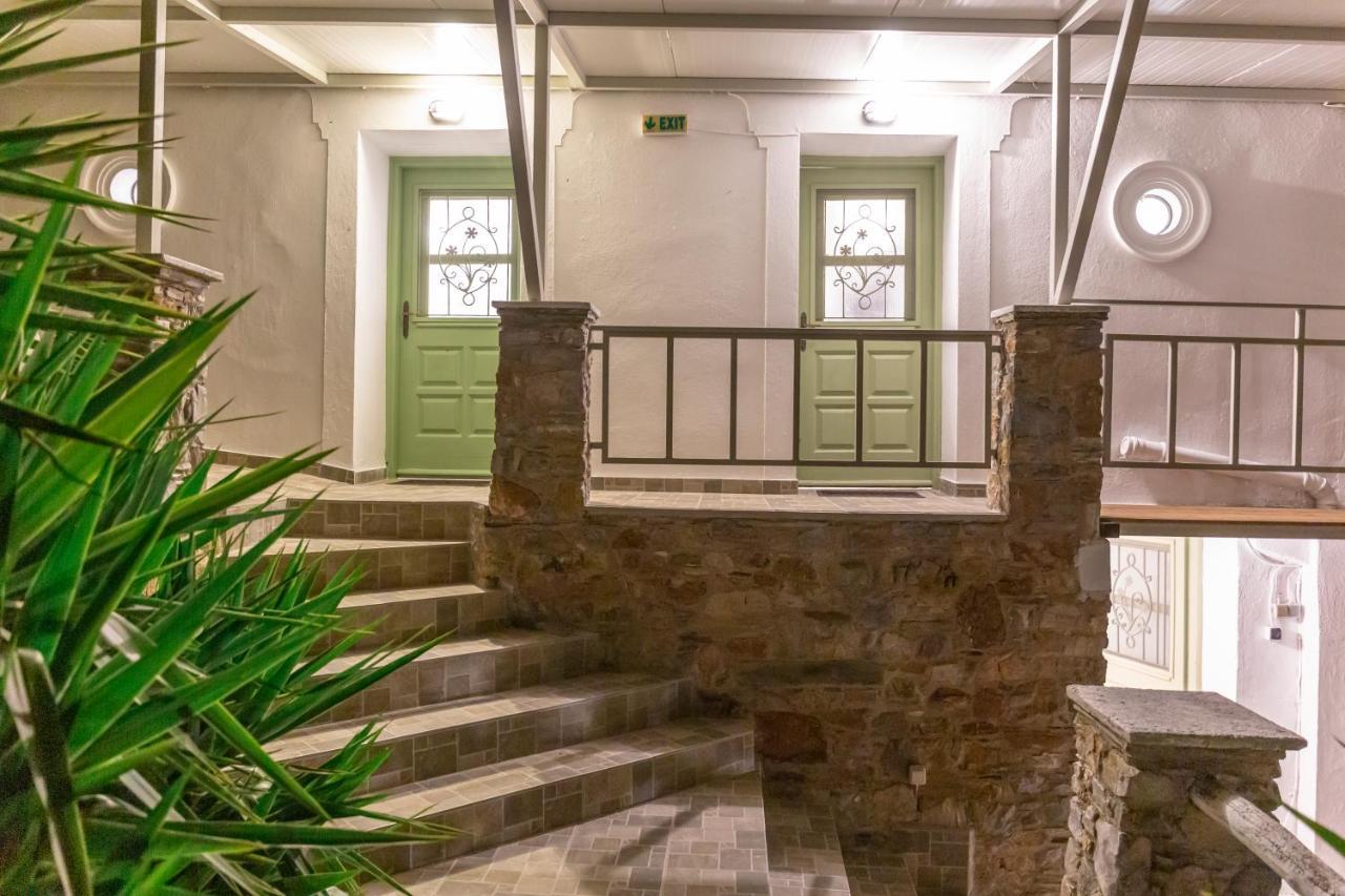Vainas Belvedere Villa Skopelos Town Bagian luar foto